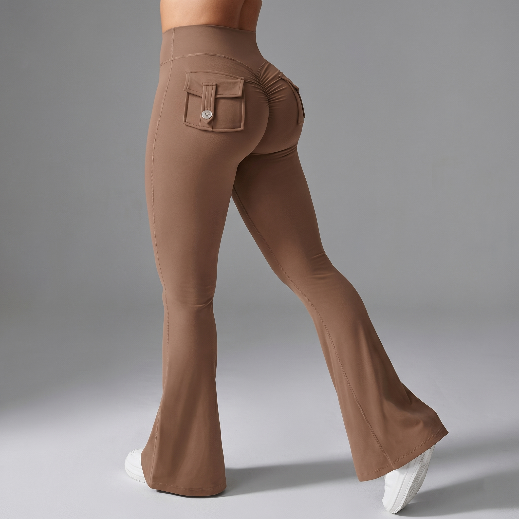 Reforme Go Cargo Leggings with 2 Pockets