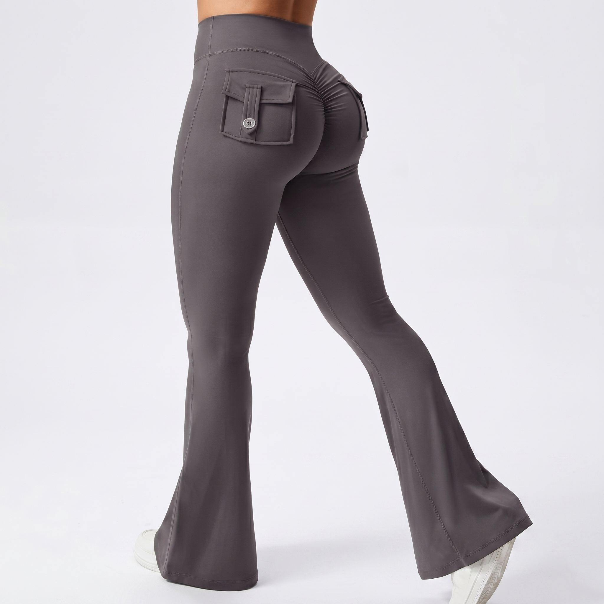Reforme Go Cargo Leggings with 2 Pockets